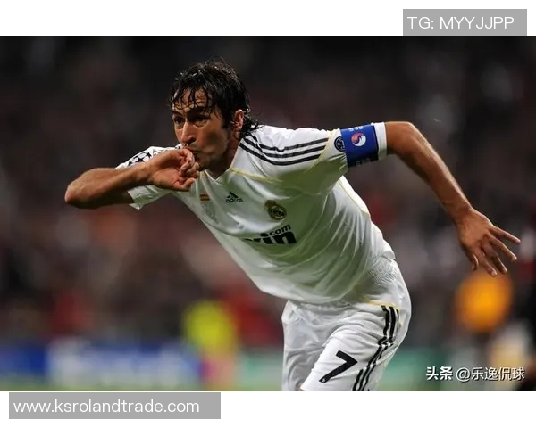 纵观足坛群星璀璨辉映全球绿茵赛场风云录